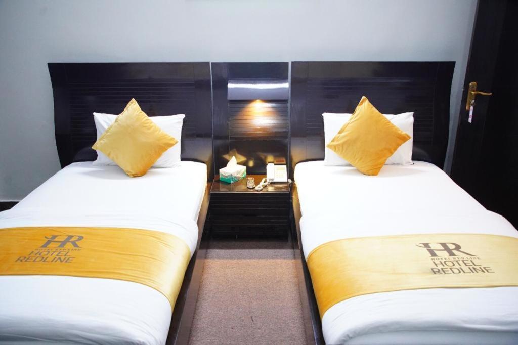 Hotel Red Line Исламабад Екстериор снимка