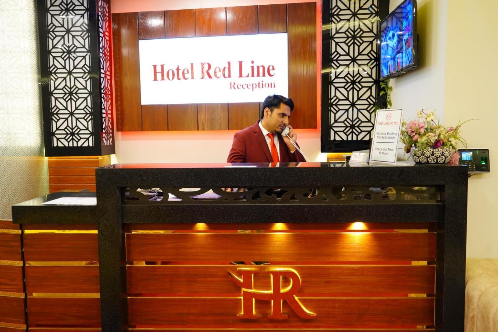 Hotel Red Line Исламабад Екстериор снимка